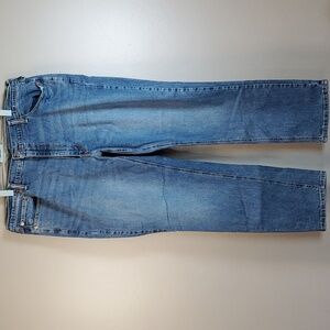 Levi's men's 541 medium wash jeans. Size 42x32